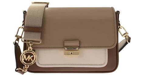 michael kors bradshaw medium bag|Michael Kors bradshaw messenger bag.